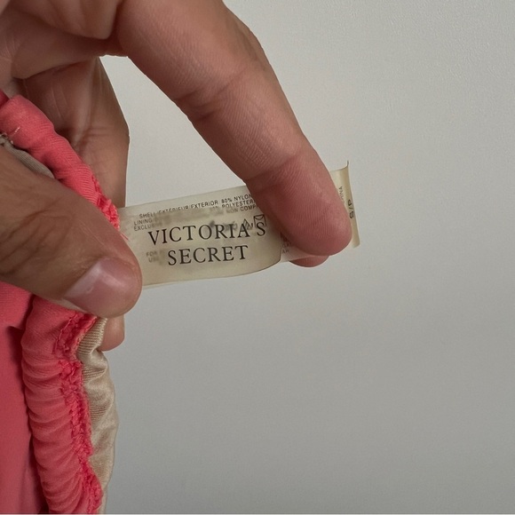 Victoria’s Secret Pink and Tan Ruffled Triangle Bikini Top-Size Women’s Small - Picture 4 of 6